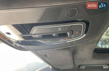 Позашляховик / Кросовер Audi SQ8 2021 в 