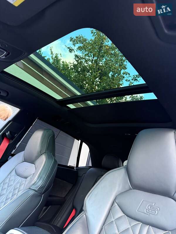 Позашляховик / Кросовер Audi SQ8 2022 в Львові фото 16 Позашляховик / Кросовер Audi SQ8 2022 в Львові