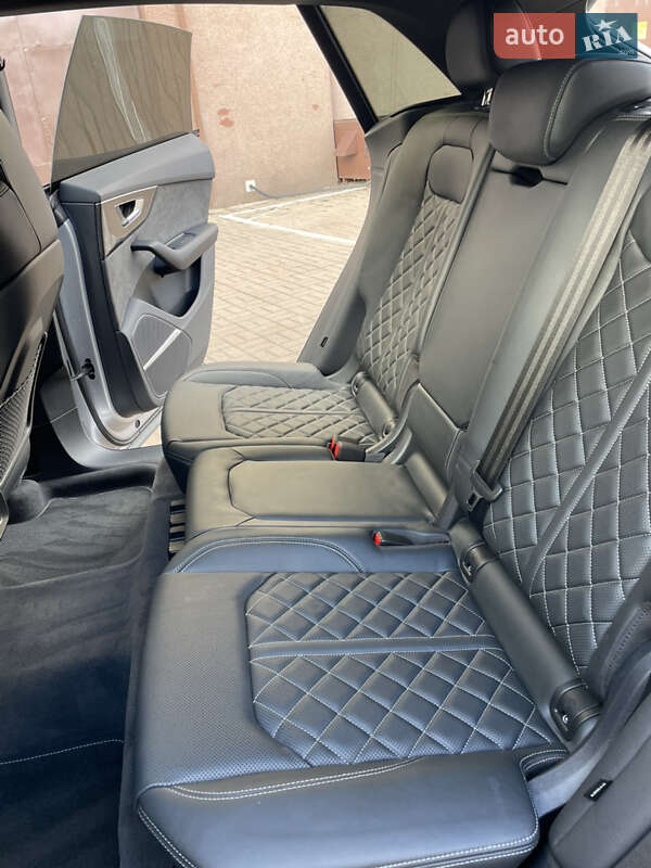 Внедорожник / Кроссовер Audi SQ8 2021 в Киеве