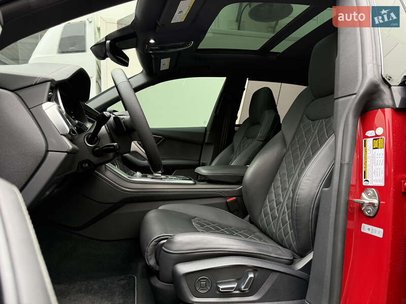 Позашляховик / Кросовер Audi SQ8 2024 в Києві фото 13 Позашляховик / Кросовер Audi SQ8 2024 в Києві