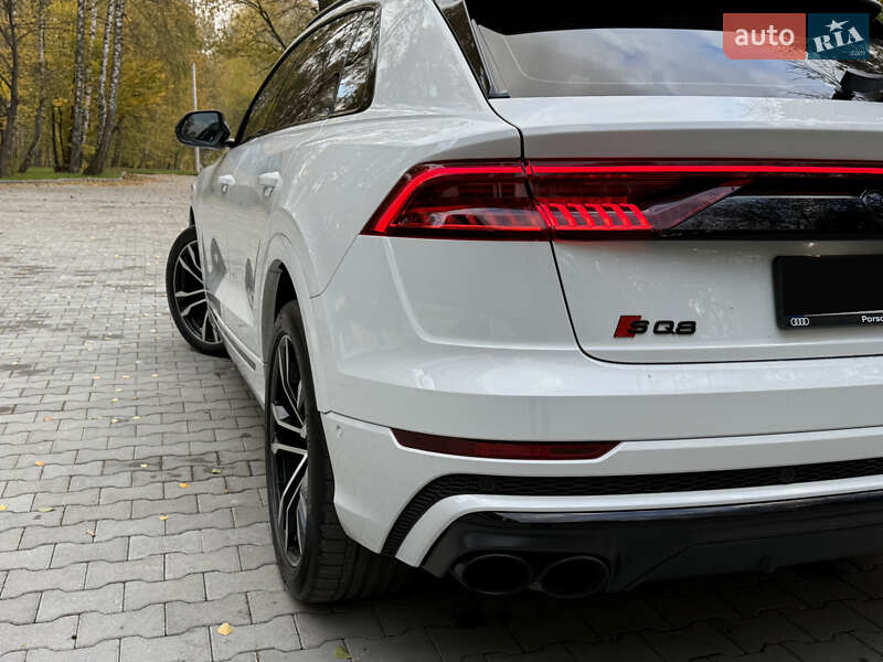 Внедорожник / Кроссовер Audi SQ8 2021 в Тернополе