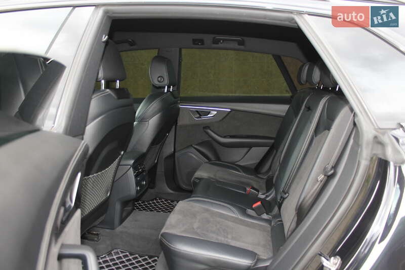 Внедорожник / Кроссовер Audi SQ8 2020 в Трускавце