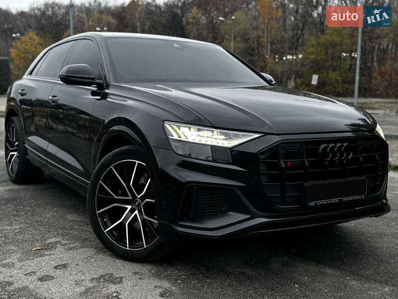 Позашляховик / Кросовер Audi SQ8 2021 в Дніпрі фото 9 Позашляховик / Кросовер Audi SQ8 2021 в Дніпрі