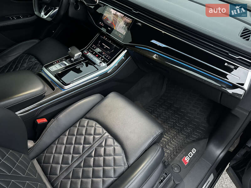 Позашляховик / Кросовер Audi SQ8 2021 в Дніпрі фото 24 Позашляховик / Кросовер Audi SQ8 2021 в Дніпрі