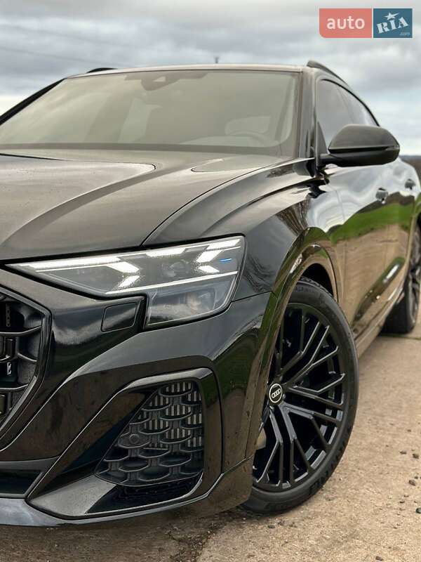 Внедорожник / Кроссовер Audi SQ8 2024 в Киеве