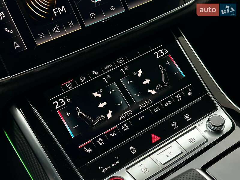 Внедорожник / Кроссовер Audi SQ8 2024 в Киеве