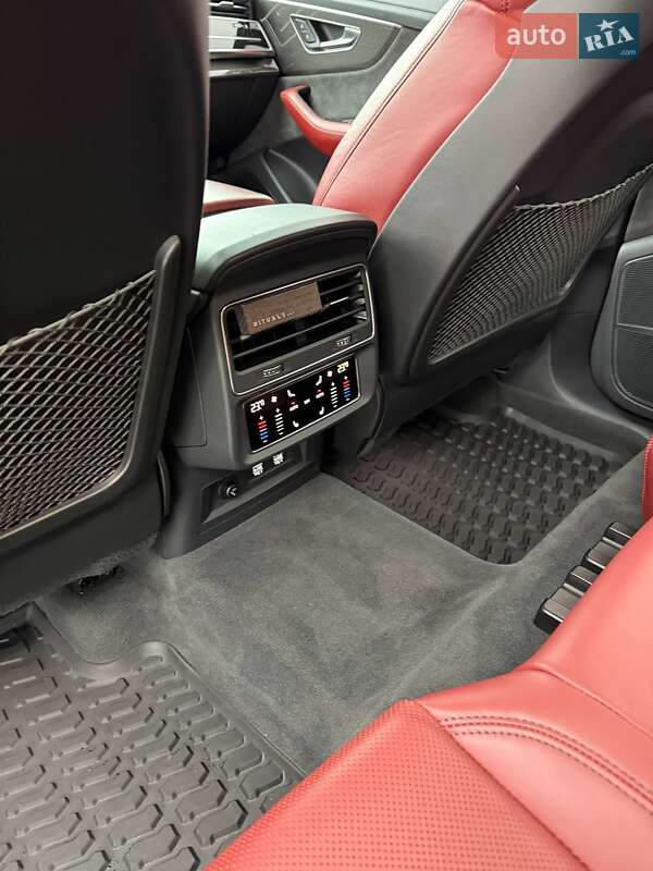 Внедорожник / Кроссовер Audi SQ8 2020 в Виннице