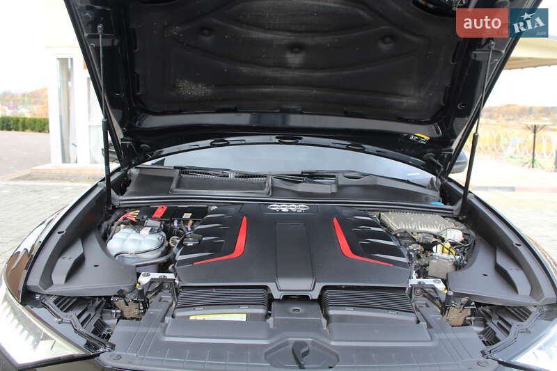 Внедорожник / Кроссовер Audi SQ8 2020 в Трускавце