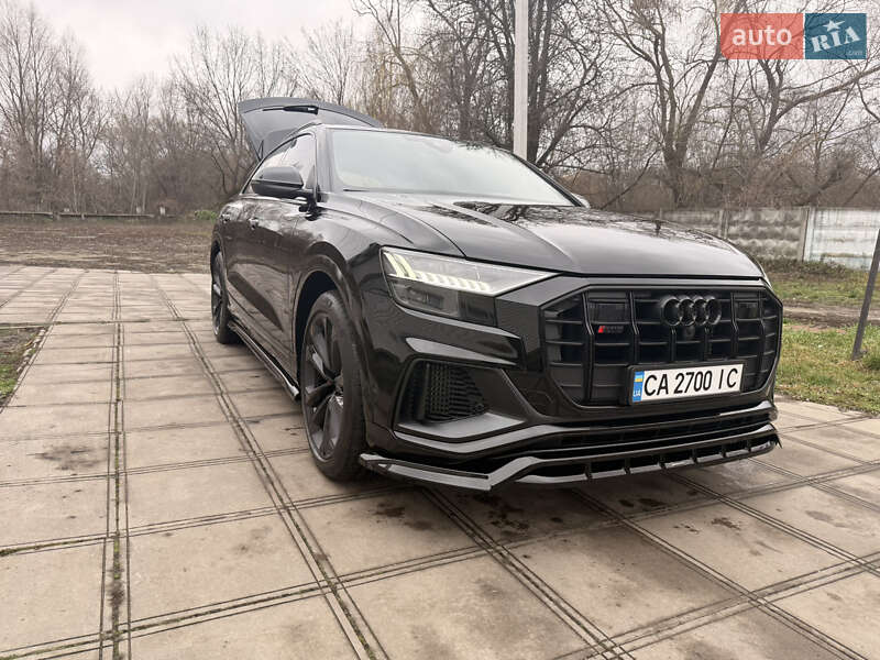Audi SQ8 2023