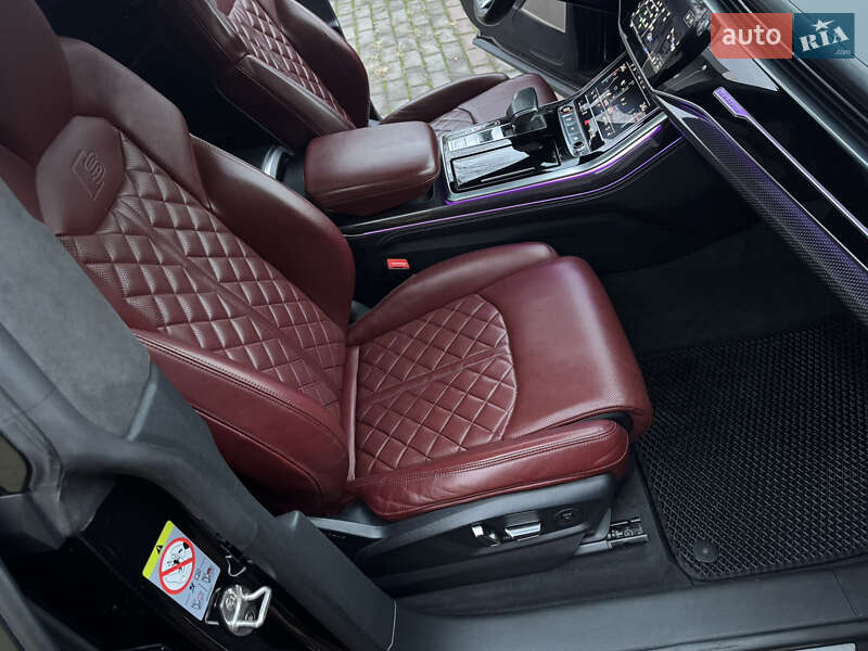 Внедорожник / Кроссовер Audi SQ8 2020 в Киеве