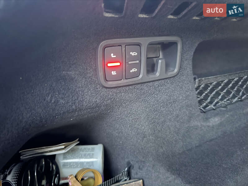 Внедорожник / Кроссовер Audi SQ8 2020 в Киеве