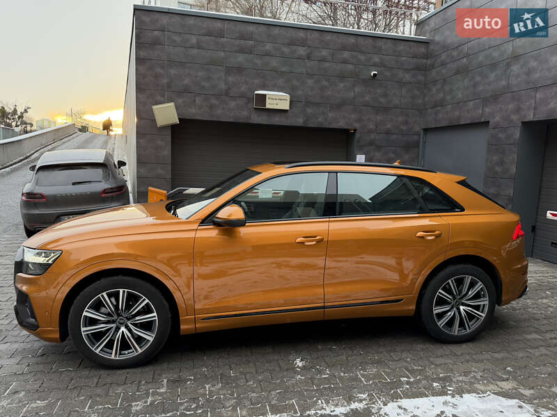 Внедорожник / Кроссовер Audi SQ8 2021 в Киеве