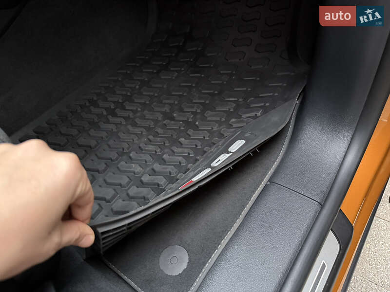 Внедорожник / Кроссовер Audi SQ8 2021 в Киеве