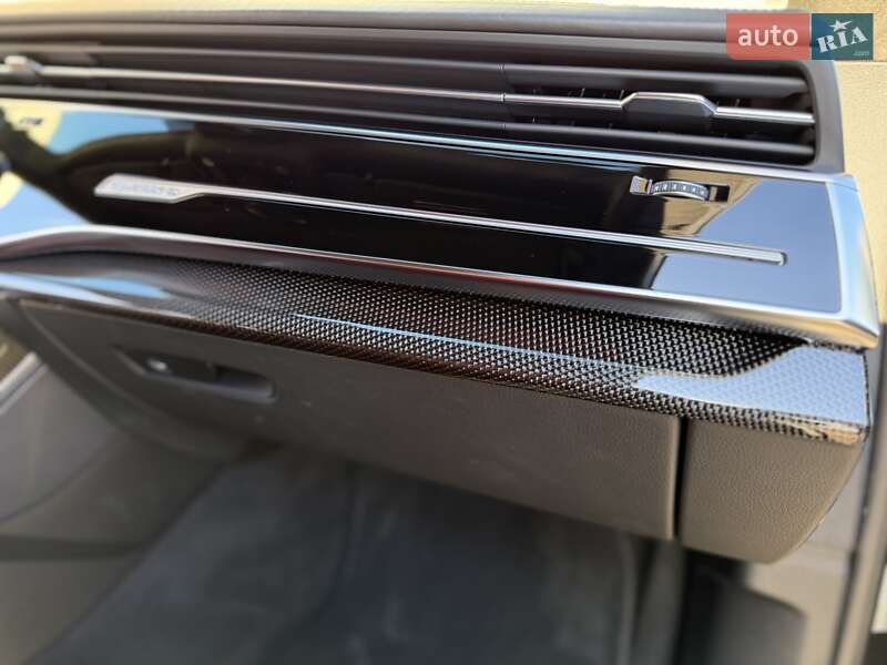 Внедорожник / Кроссовер Audi SQ8 2021 в Киеве