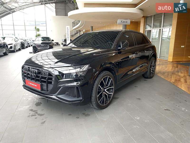 Audi SQ8 2021