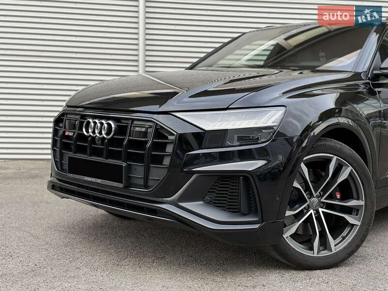 Внедорожник / Кроссовер Audi SQ8 2019 в Ровно