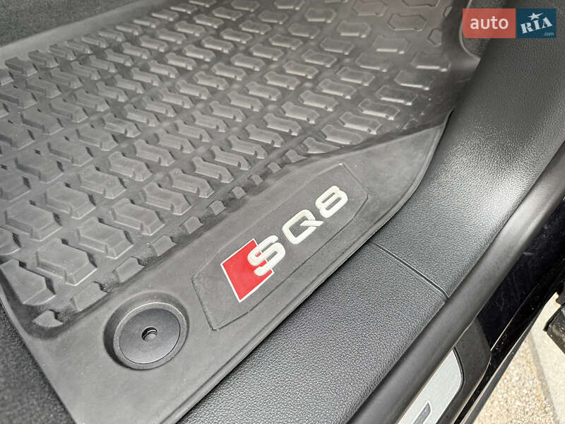 Внедорожник / Кроссовер Audi SQ8 2019 в Ровно