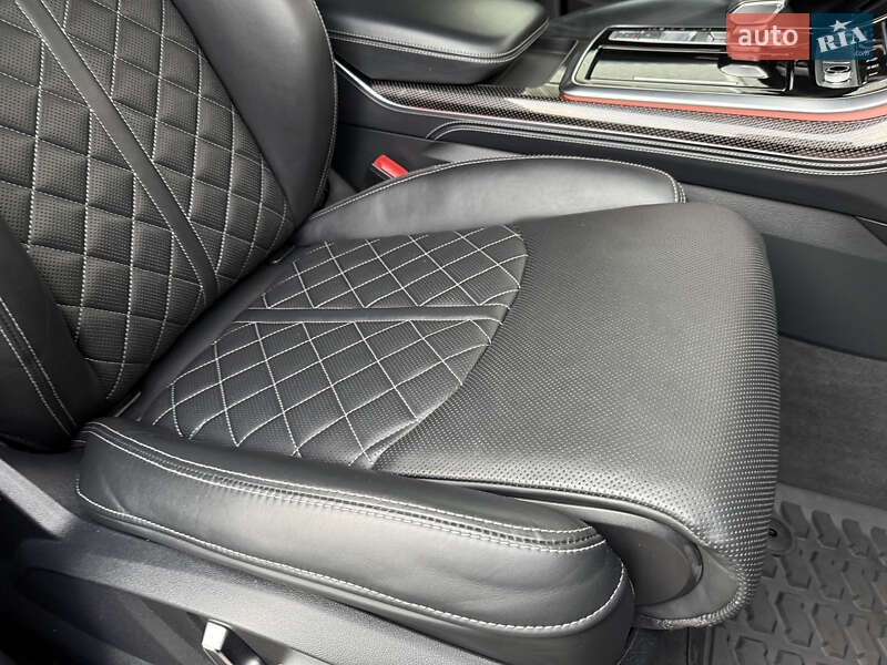 Внедорожник / Кроссовер Audi SQ8 2019 в Ровно