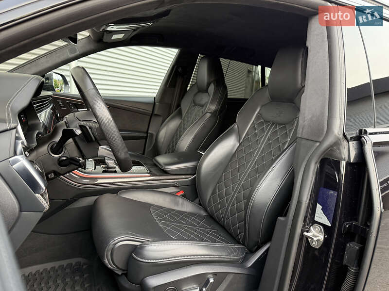 Внедорожник / Кроссовер Audi SQ8 2019 в Ровно