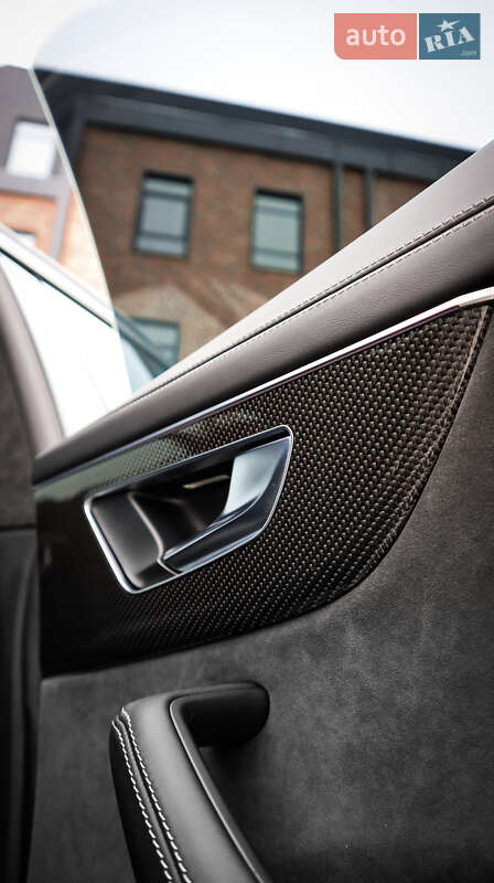 Внедорожник / Кроссовер Audi SQ8 2021 в Киеве фото 24 Внедорожник / Кроссовер Audi SQ8 2021 в Киеве