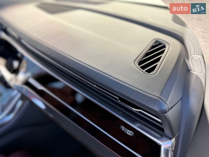 Позашляховик / Кросовер Audi SQ8 2021 в Києві