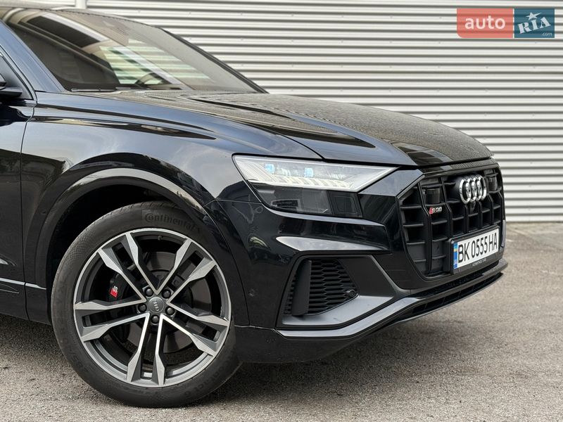 Внедорожник / Кроссовер Audi SQ8 2019 в Ровно