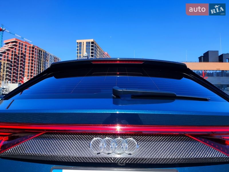 Позашляховик / Кросовер Audi SQ8 2021 в Києві