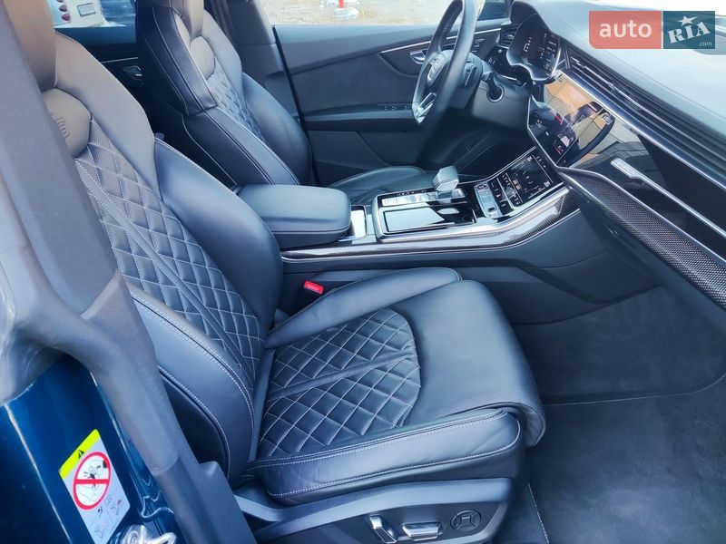 Позашляховик / Кросовер Audi SQ8 2021 в Києві