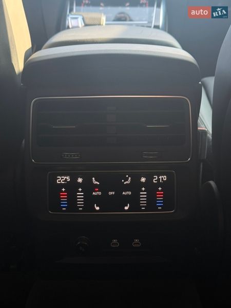 Внедорожник / Кроссовер Audi SQ8 2023 в Киеве