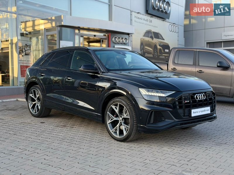 Внедорожник / Кроссовер Audi SQ8 2019 в Хмельницком