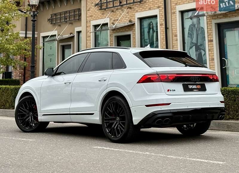 Внедорожник / Кроссовер Audi SQ8 2024 в Киеве