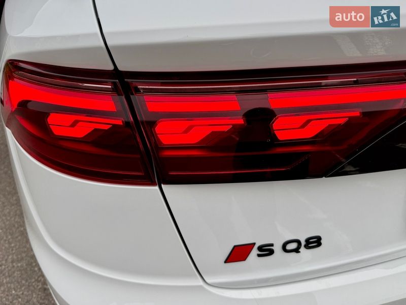 Внедорожник / Кроссовер Audi SQ8 2024 в Киеве