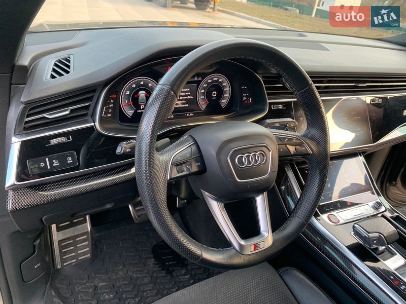 Внедорожник / Кроссовер Audi SQ8 2021 в Киеве фото 10 Внедорожник / Кроссовер Audi SQ8 2021 в Киеве