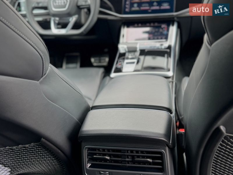 Внедорожник / Кроссовер Audi SQ8 2022 в Днепре
