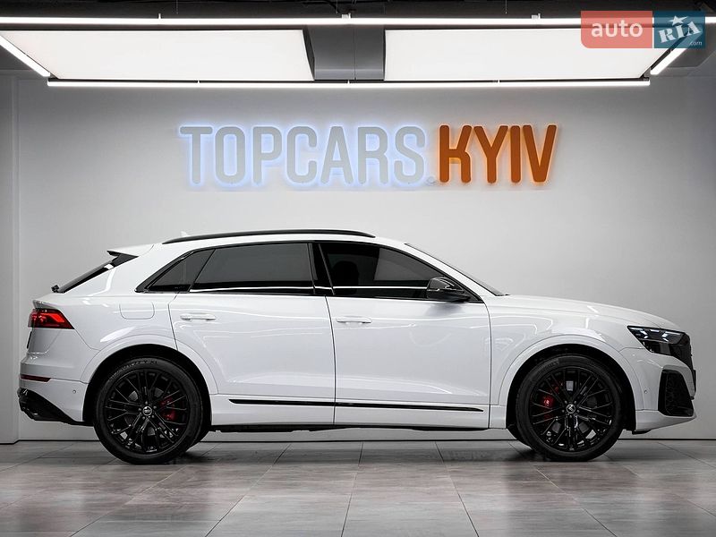 Внедорожник / Кроссовер Audi SQ8 2024 в Киеве