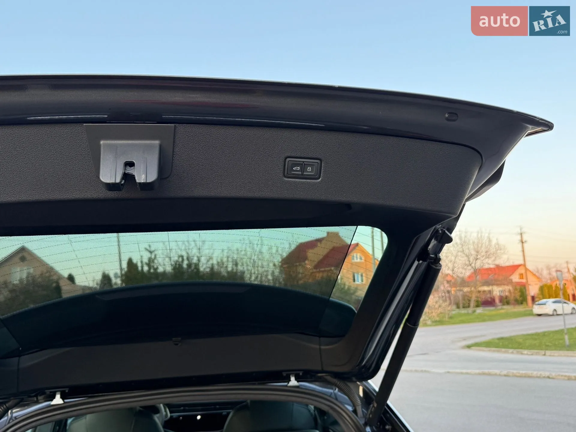 2023 Audi SQ8 - мініатюра 33