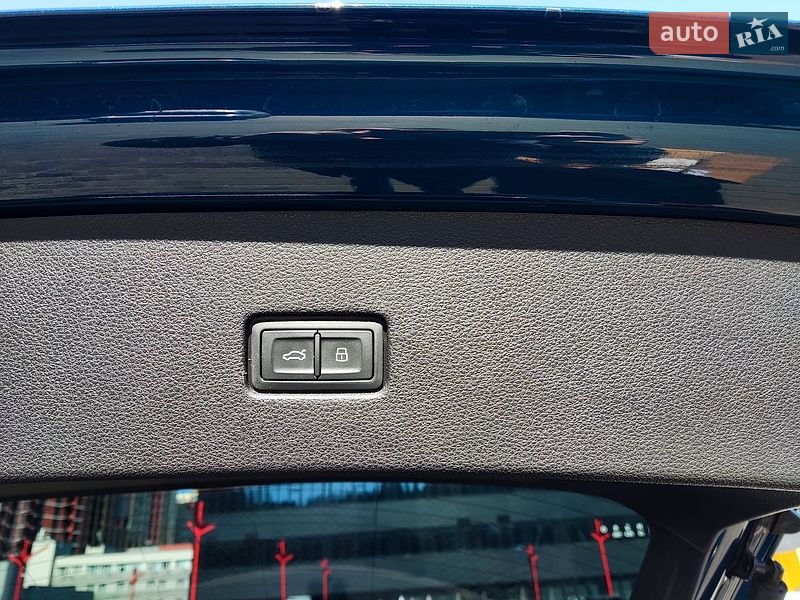 Позашляховик / Кросовер Audi SQ8 2021 в Києві