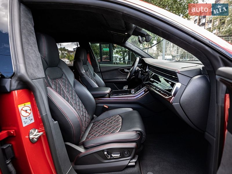 Внедорожник / Кроссовер Audi SQ8 2024 в Киеве