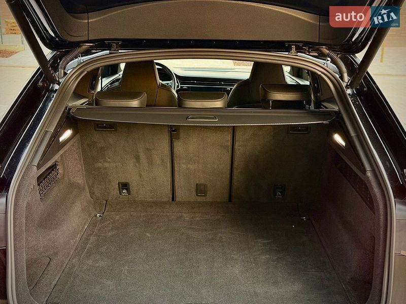 Позашляховик / Кросовер Audi SQ8 2023 в Києві
