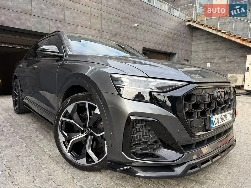 Audi SQ8 2024