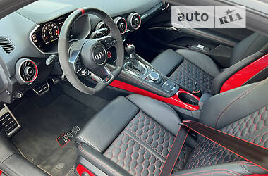 Купе Audi TT RS 2019 в 