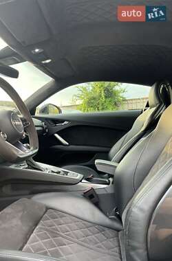 Купе Audi TT RS 2018 в 