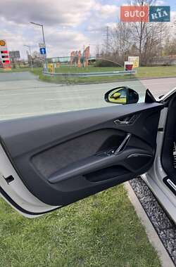 Купе Audi TT RS 2023 в 