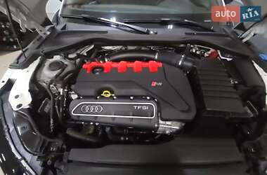 Купе Audi TT RS 2018 в 
