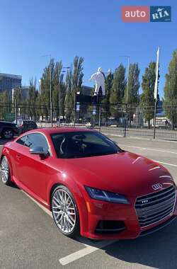 Купе Audi TT S 2017 в 