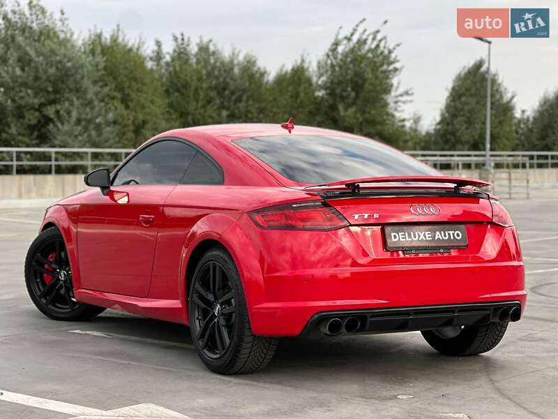 Купе Audi TT S 2016 в Киеве фото 5 Купе Audi TT S 2016 в Киеве