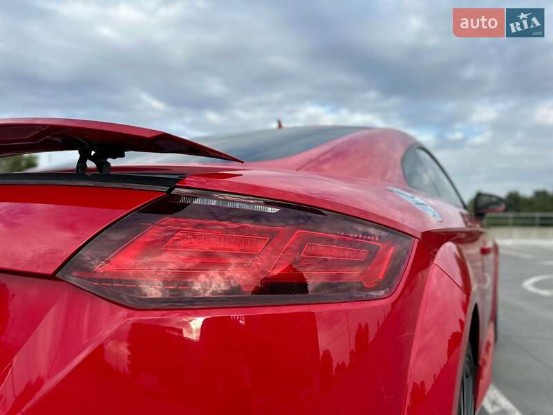 Купе Audi TT S 2016 в Киеве фото 8 Купе Audi TT S 2016 в Киеве