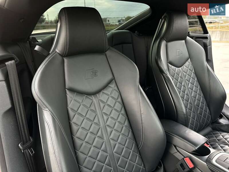 Купе Audi TT S 2016 в Киеве фото 43 Купе Audi TT S 2016 в Киеве