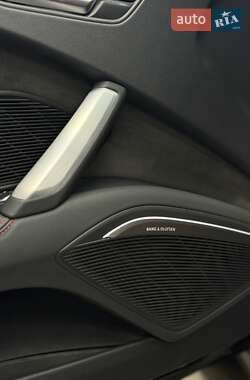 Купе Audi TT S 2023 в 