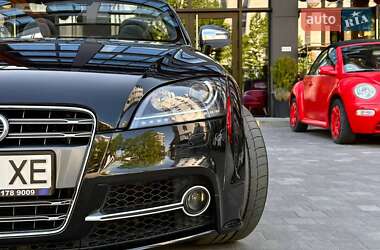 Купе Audi TT S 2012 в 